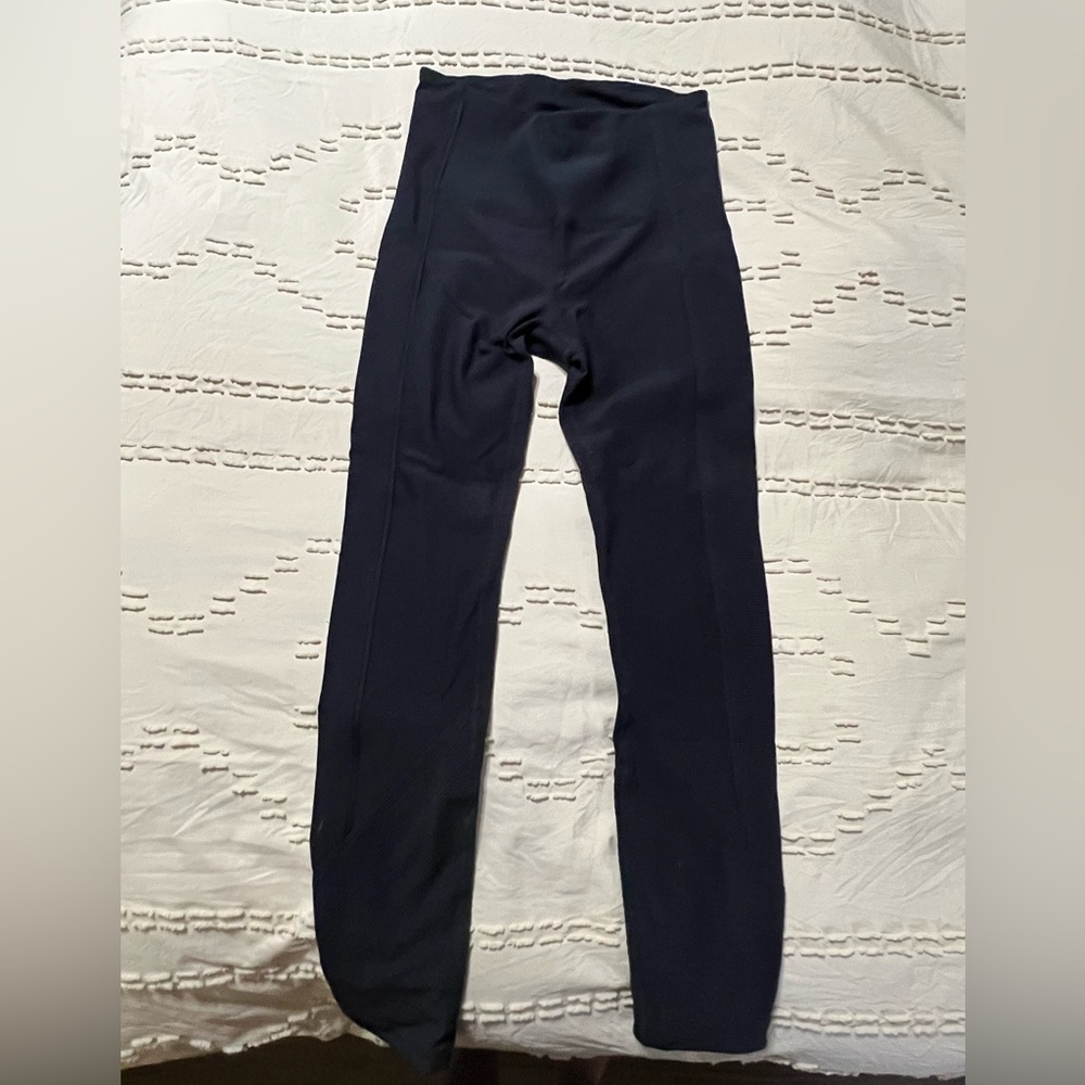 Ribbed black Zyia Leggings